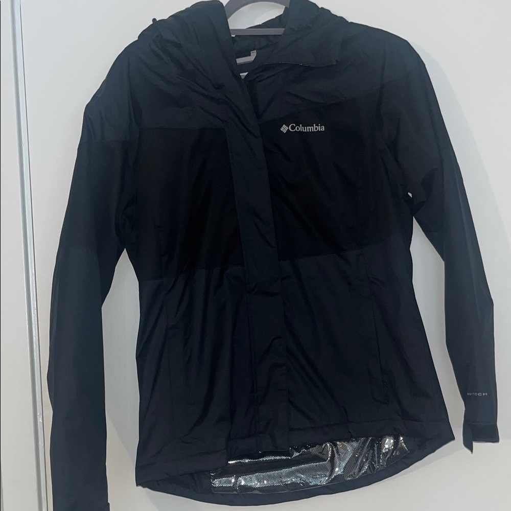 Columbia Women's Insulated Black Ski Jacket with Hood